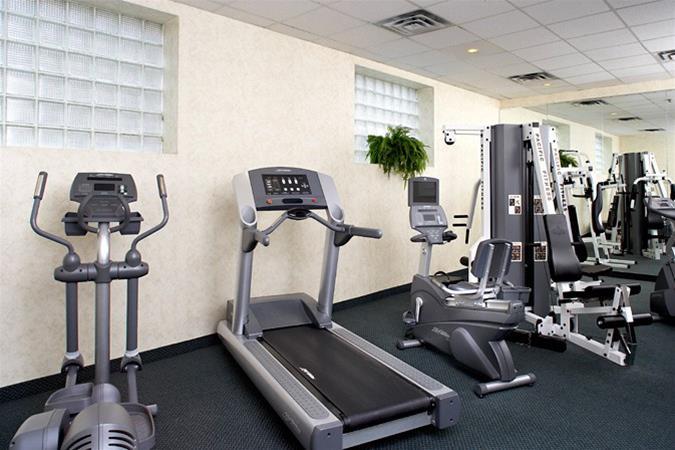 Four Points By Sheraton Toronto Lakeshore Facilities photo